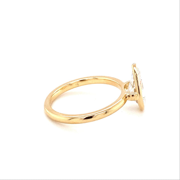 Pear Bezel