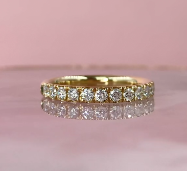 Rounded Diamond Pave Band (3 mm)