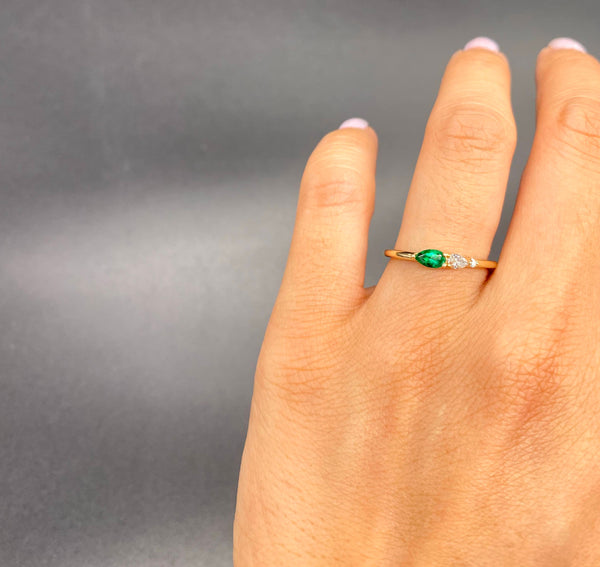 Petite Pears Ring