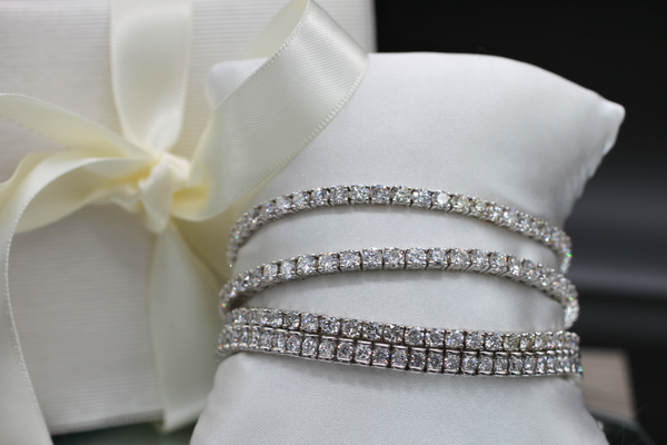 Diamond Channel Bar Line Bracelet (Natural AAAA Diamonds 5.16 ct)